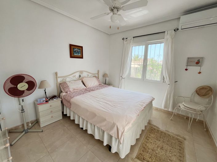 Image No.14-6 Bed Villa for sale