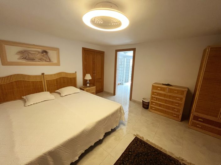 Image No.24-6 Bed Villa for sale