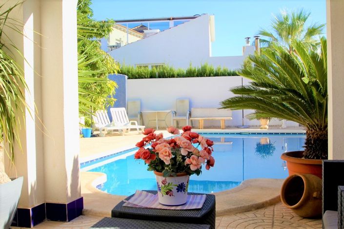 Image No.3-6 Bed Villa for sale