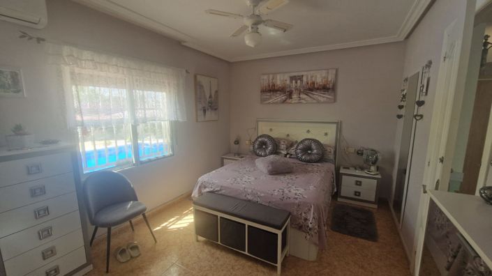 Image No.11-3 Bed Villa for sale