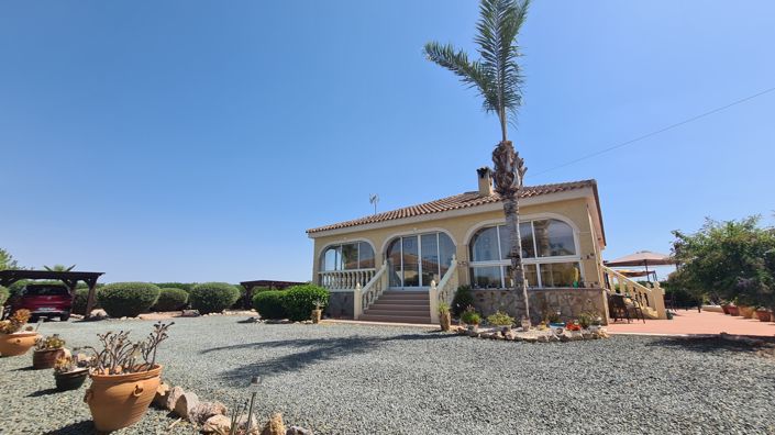 Image No.19-3 Bed Villa for sale