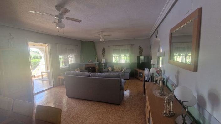 Image No.6-3 Bed Villa for sale