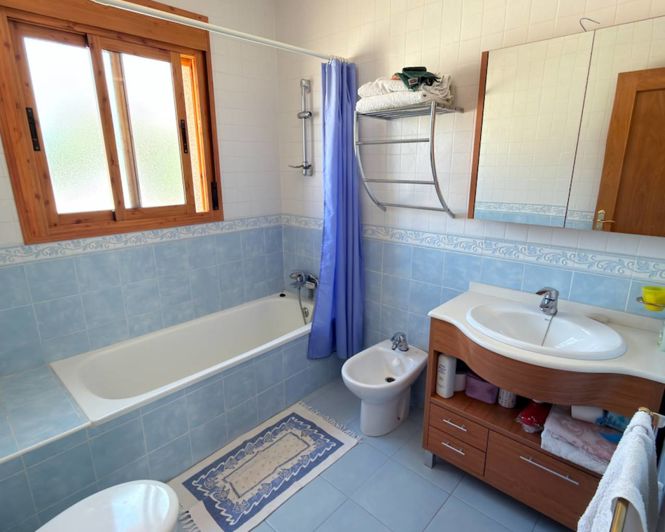 Image No.11-2 Bed Villa for sale