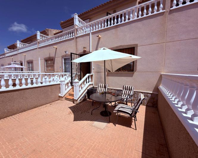 Image No.17-2 Bed Villa for sale