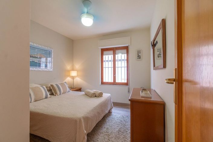 Image No.17-3 Bed Apartment for sale