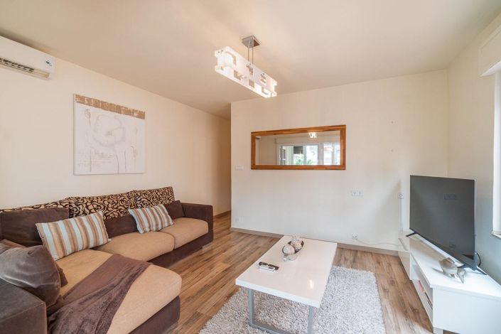 Image No.20-3 Bed Apartment for sale