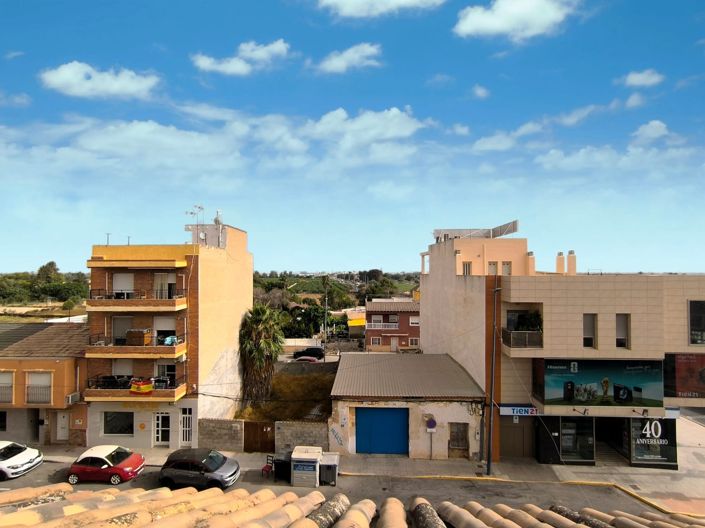 Image No.16-2 Bed Apartment for sale