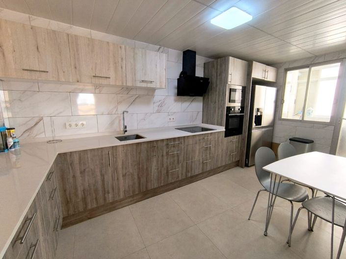 Image No.8-2 Bed Apartment for sale