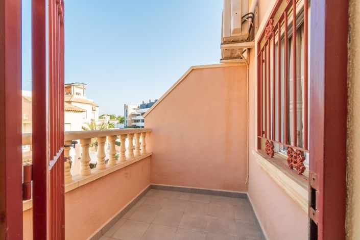 Image No.23-3 Bed Villa for sale