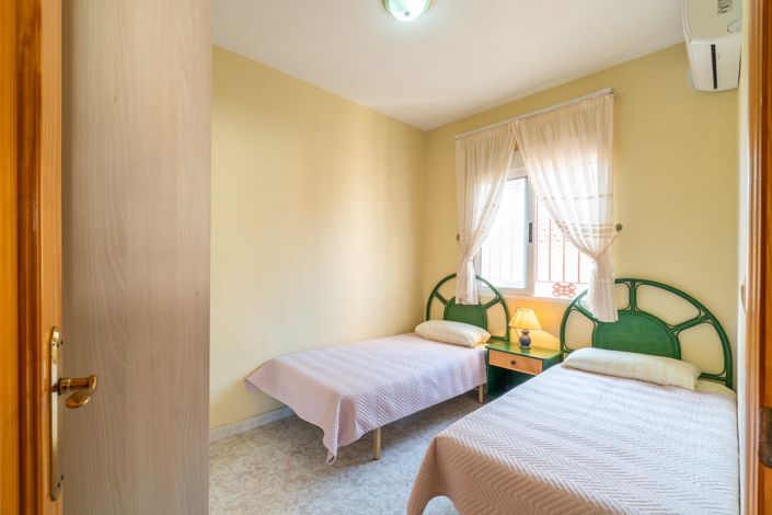 Image No.27-3 Bed Villa for sale
