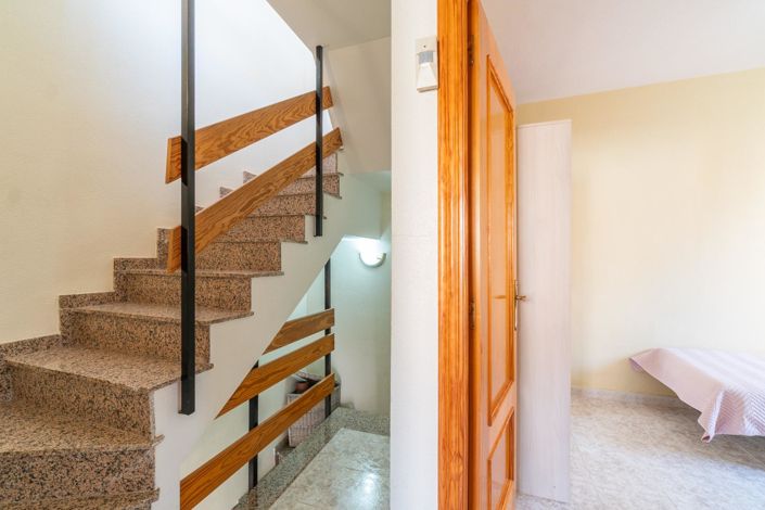 Image No.31-3 Bed Villa for sale