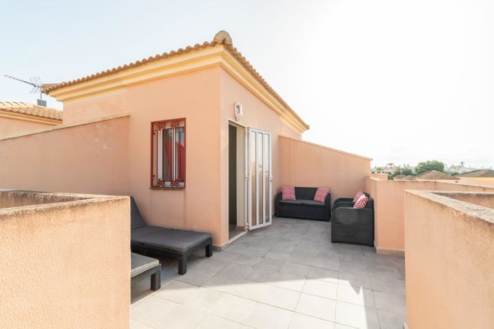 Image No.35-3 Bed Villa for sale