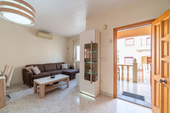 Image No.8-3 Bed Villa for sale