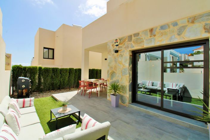 Image No.3-3 Bed Villa for sale