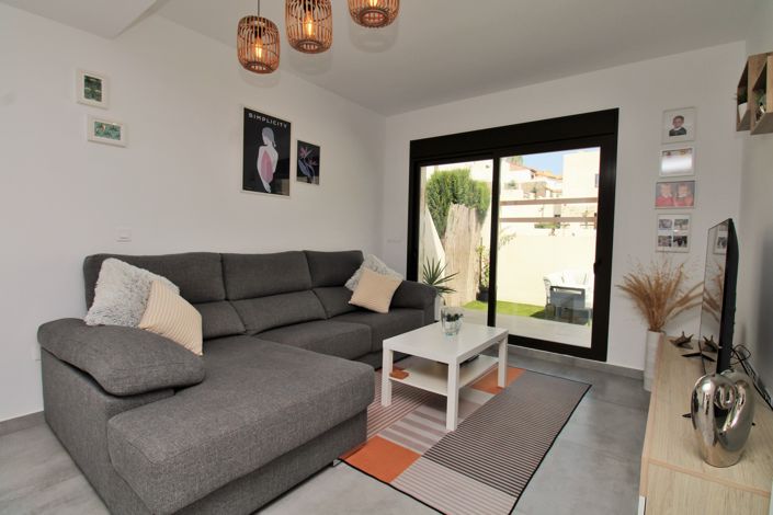Image No.8-3 Bed Villa for sale