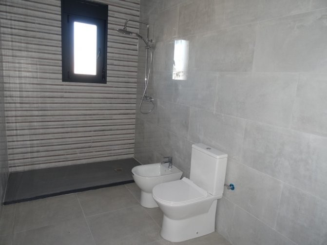 Image No.8-3 Bed Villa for sale