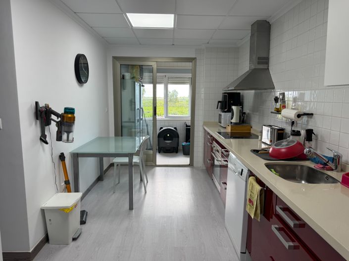 Image No.15-3 Bed Apartment for sale