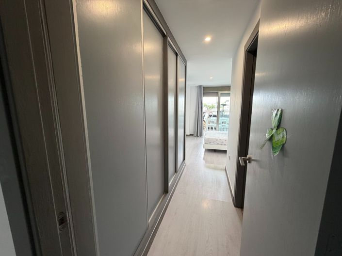 Image No.20-3 Bed Apartment for sale