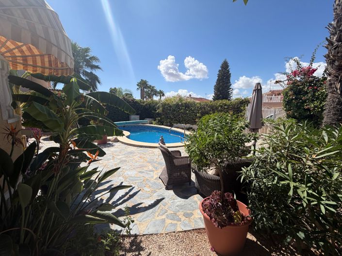 Image No.10-3 Bed Villa for sale