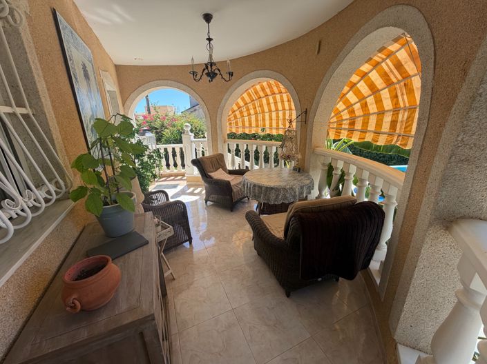 Image No.15-3 Bed Villa for sale