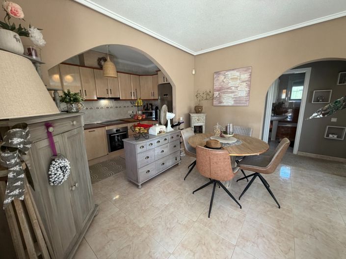 Image No.19-3 Bed Villa for sale