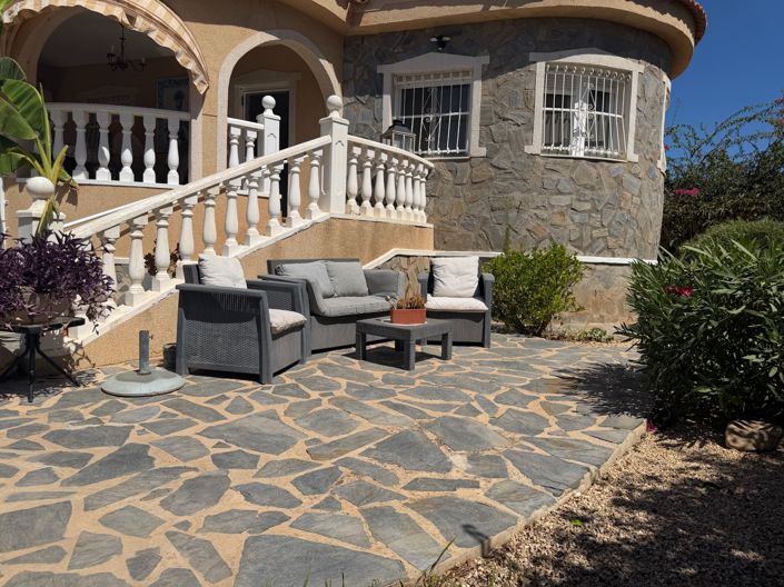 Image No.5-3 Bed Villa for sale
