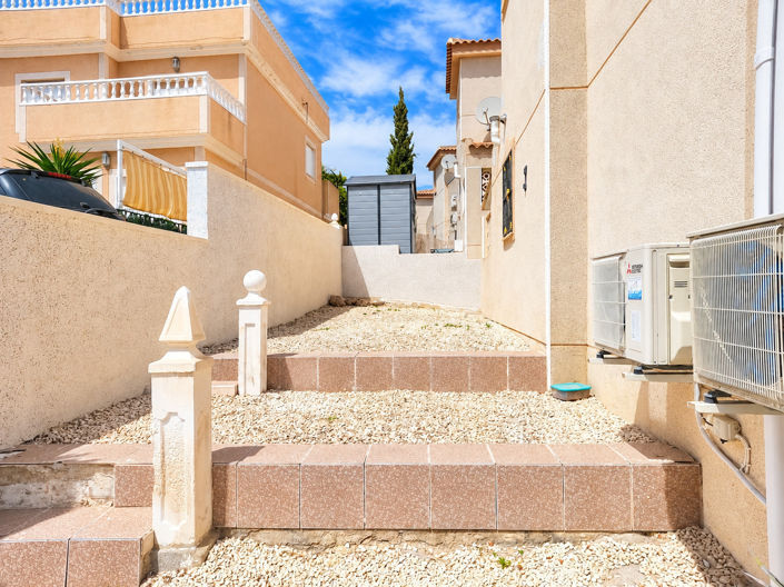 Image No.23-3 Bed Villa for sale