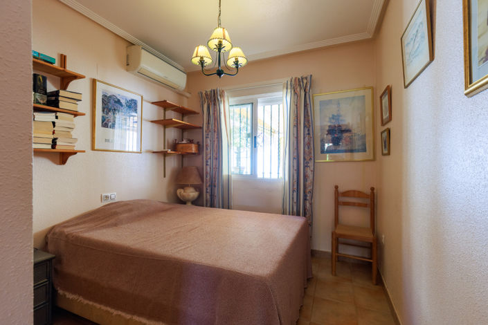 Image No.14-2 Bed Townhouse for sale