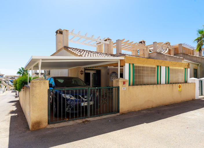 Image No.20-2 Bed Townhouse for sale