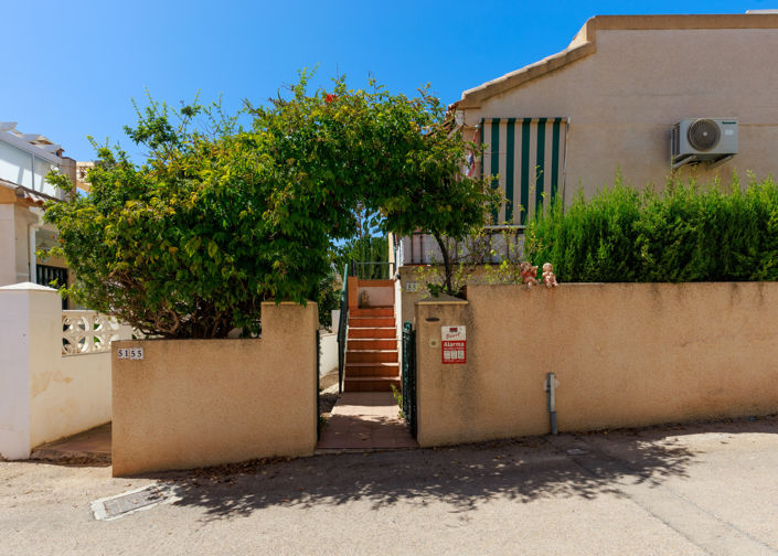 Image No.23-2 Bed Townhouse for sale