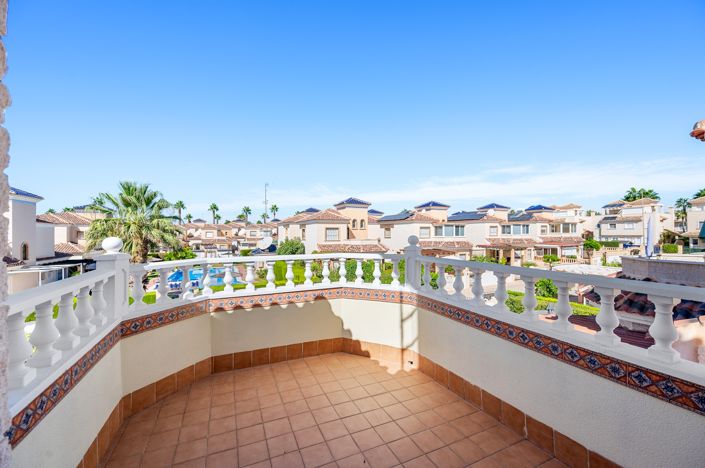 Image No.37-3 Bed Villa for sale