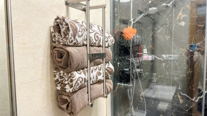 Image No.16-2 Bed Townhouse for sale