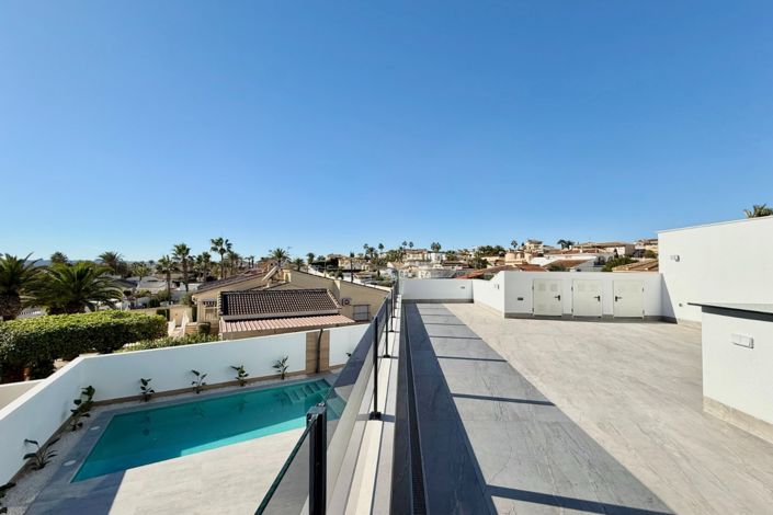 Image No.34-4 Bed Villa for sale