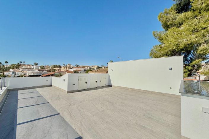Image No.36-4 Bed Villa for sale