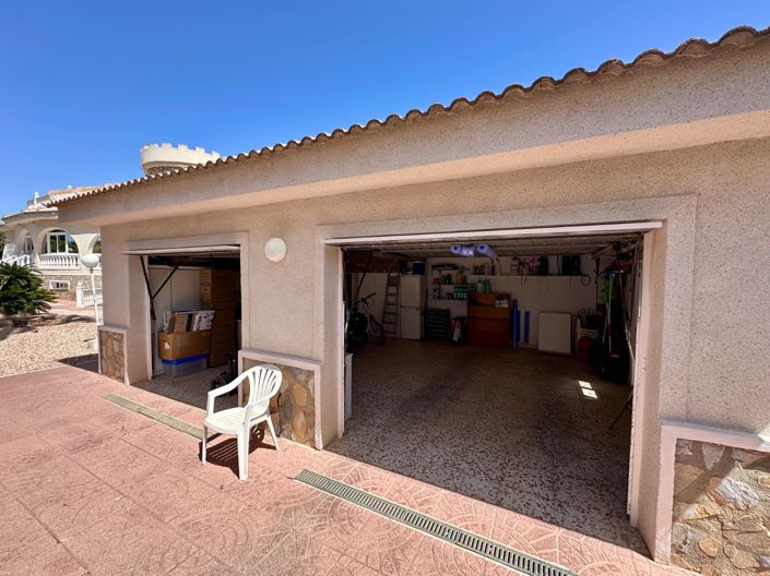 Image No.36-6 Bed Villa for sale