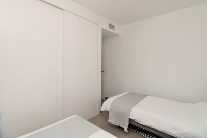 Image No.16-2 Bed Apartment for sale