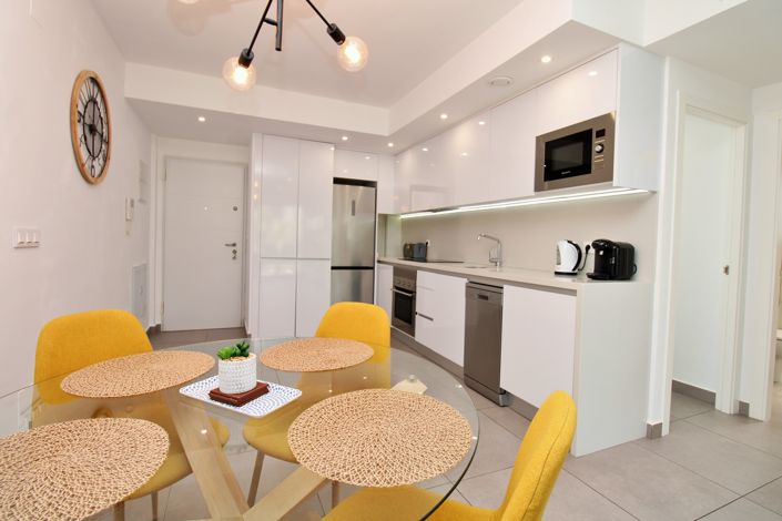 Image No.8-2 Bed Apartment for sale