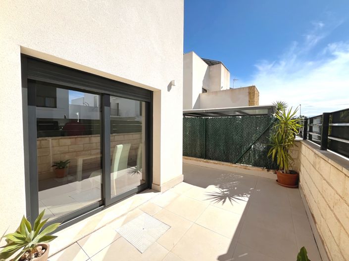 Image No.37-3 Bed Villa for sale