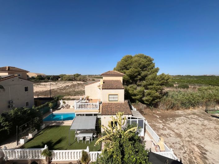 Image No.25-3 Bed Villa for sale