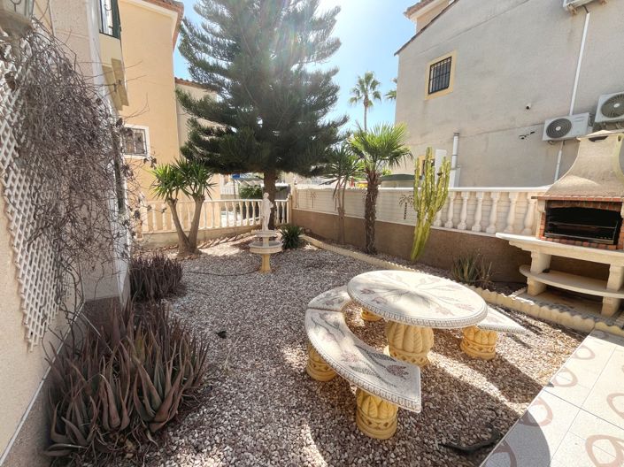 Image No.28-3 Bed Villa for sale