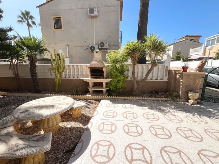 Image No.29-3 Bed Villa for sale