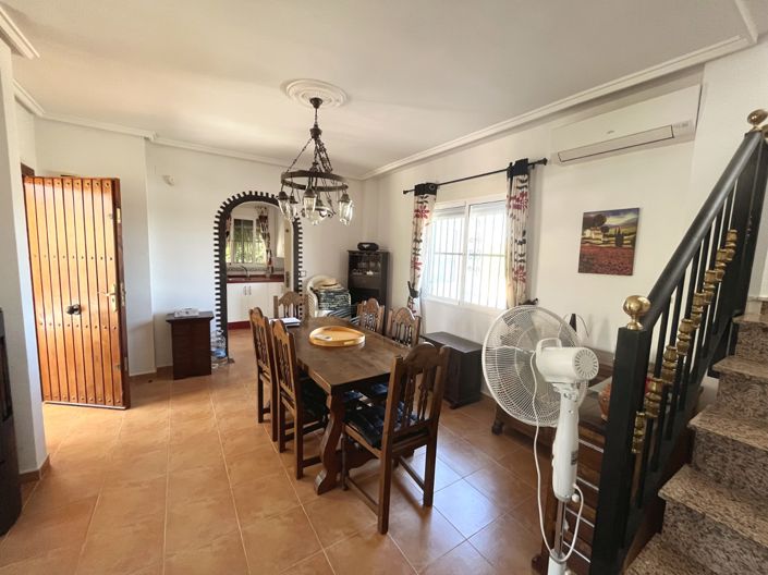 Image No.3-3 Bed Villa for sale