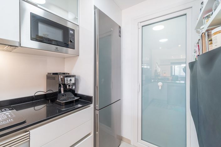 Image No.18-3 Bed Apartment for sale