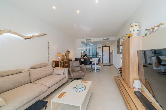 Image No.29-3 Bed Apartment for sale