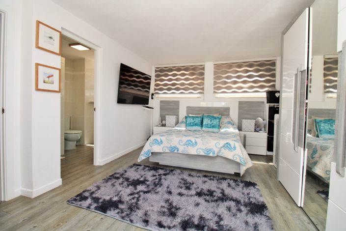 Image No.19-3 Bed Villa for sale
