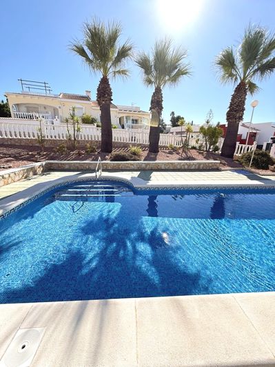 Image No.20-2 Bed Townhouse for sale