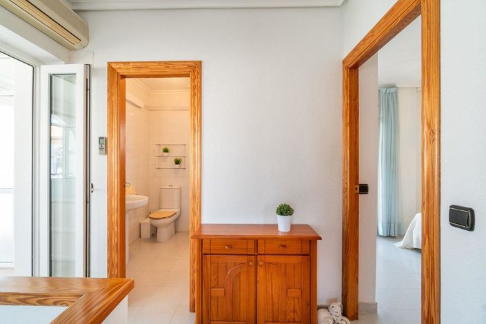 Image No.16-2 Bed Apartment for sale