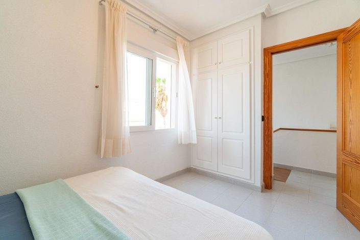 Image No.26-2 Bed Apartment for sale