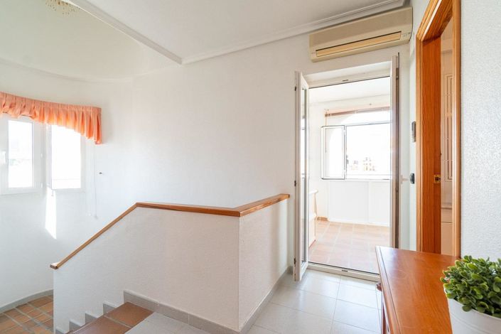 Image No.29-2 Bed Apartment for sale