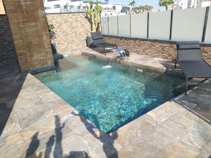 Image No.20-3 Bed Villa for sale